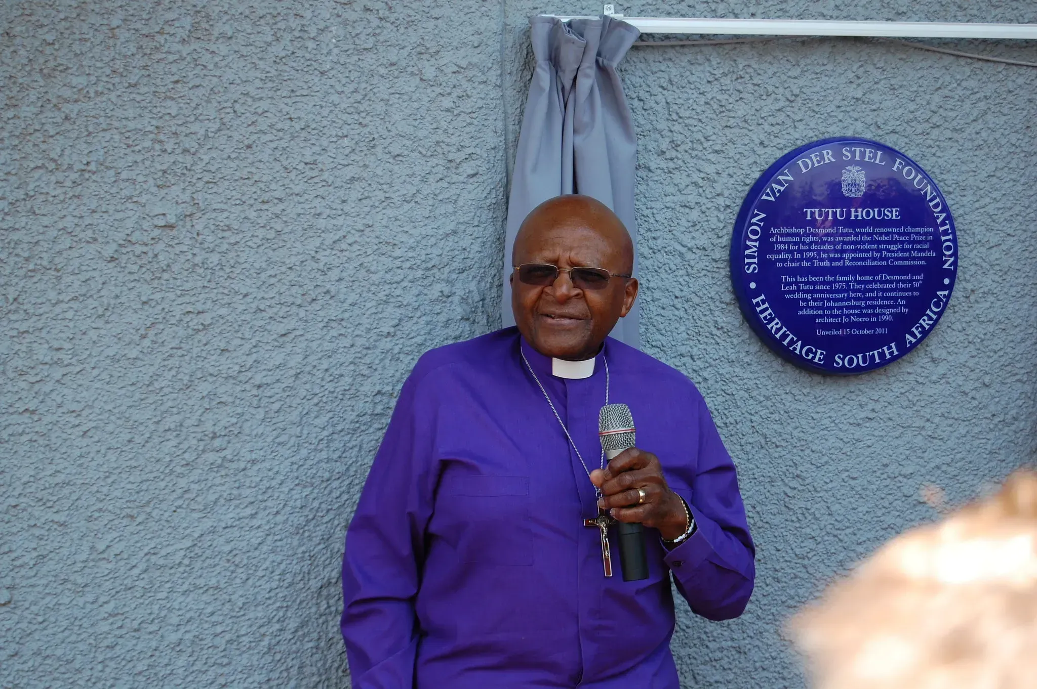 Mgr Desmond Tutu en 2011. wesselspj via Flickr (CC BY-SA 2.0)