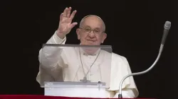 Le pape François prononce le discours du Regina Caeli le lundi 1er avril 2024. / 