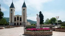 L'église Saint-Jacques de Medjugorje, en Bosnie-Herzégovine. / Miropink/Shutterstock.