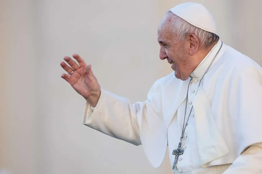 Le pape François sur la place Saint-Pierre, le 4 décembre 2019. Source: Daniel Ibáñez / CNA.