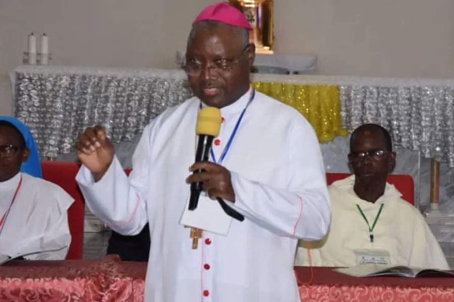 Mgr Ignatius Ayau Kaigama s'exprimant lors de la quatrième assemblée générale de l'archidiocèse d'Abuja (AAGA). Crédit : Archidiocèse d'Abuja