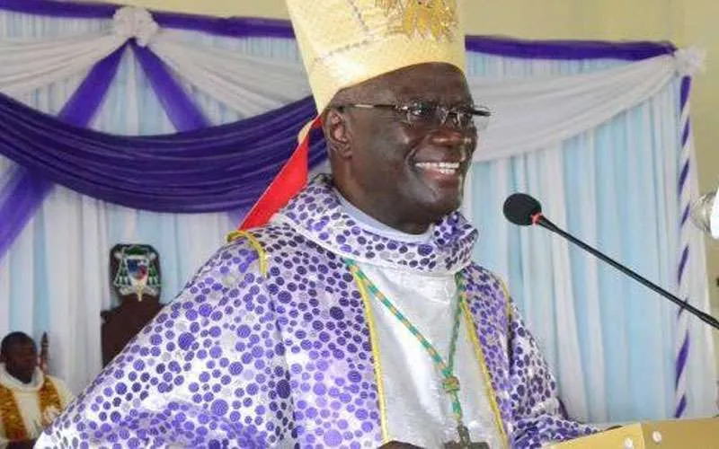 L'archevêque métropolitain d'Accra, Mgr John Bonaventure Kwofie, organisateur de "Conversations dans la cathédrale", un forum réunissant des leaders séculiers et religieux pour discuter de questions d'intérêt commun au Ghana Domaine Public