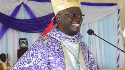 L'archevêque métropolitain d'Accra, Mgr John Bonaventure Kwofie, organisateur de "Conversations dans la cathédrale", un forum réunissant des leaders séculiers et religieux pour discuter de questions d'intérêt commun au Ghana / Domaine Public