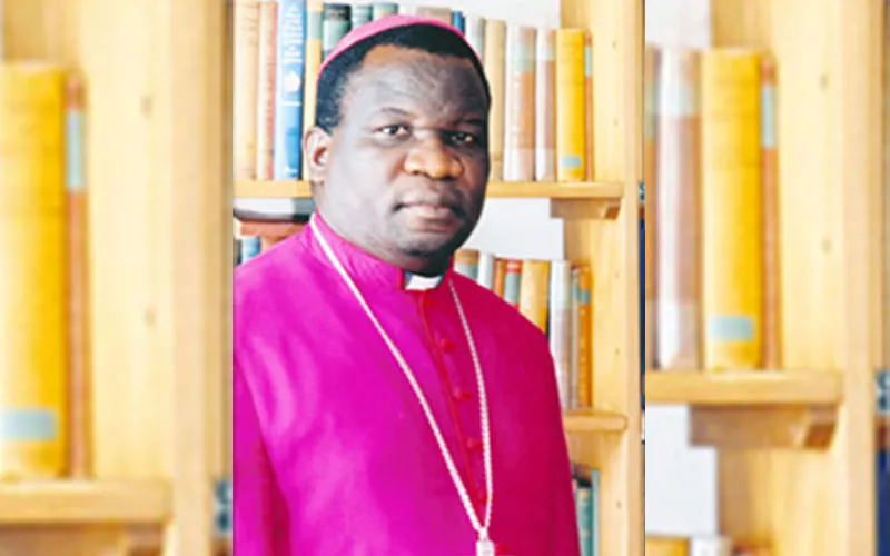 Mgr Robert Ndlovu, archevêque de Harare au Zimbabwe Conférence des évêques catholiques du Zimbabwe (ZCBC)