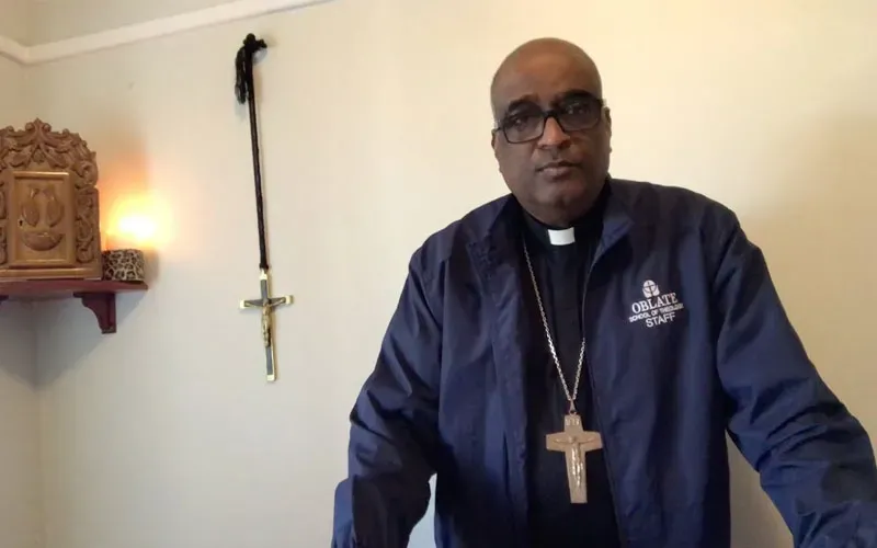 Mgr Sylvester David, évêque auxiliaire de l'archidiocèse du Cap en Afrique du Sud.
