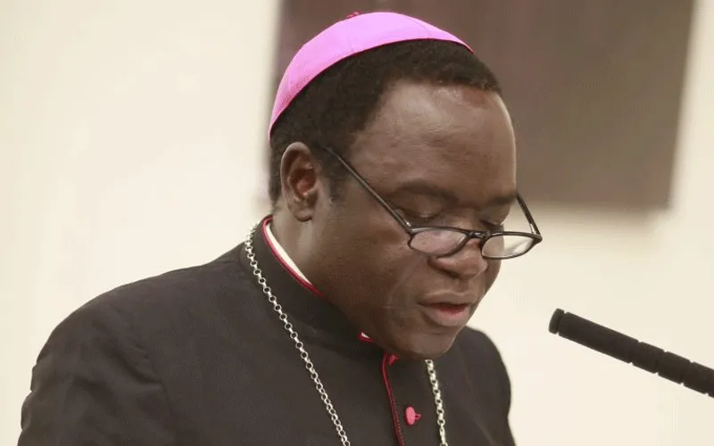 Mgr Matthew Hassan Kukah, évêque du diocèse de Sokoto, Nigeria. Domaine public