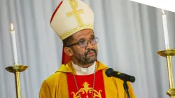 Mgr Sithembele Sipuka, évêque du diocèse d'Umtata en Afrique du Sud. / Domaine public