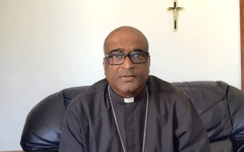 Mgr Sylvester David, évêque auxiliaire de l'archidiocèse du Cap en Afrique du Sud. Domaine public