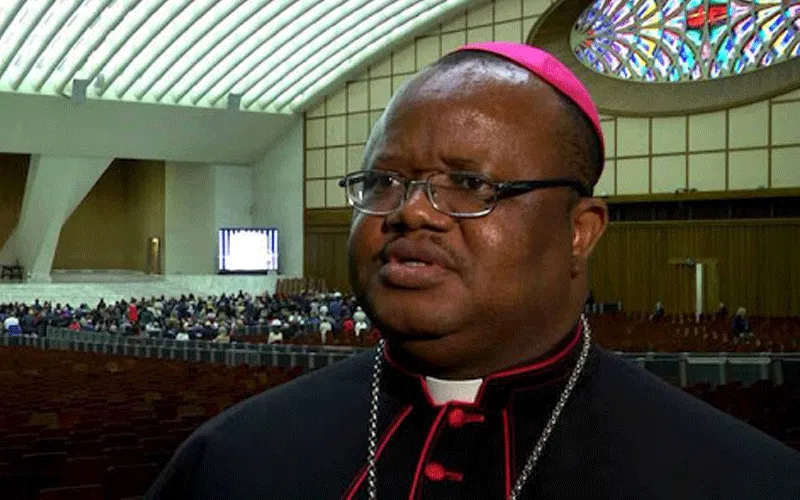 Mgr Anthony Fallah Borwah Président de la Conférence des évêques catholiques du Libéria (CABICOL). Domaine public