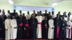 Une section des membres de la Conférence épiscopale nationale du Cameroun (CENC) / Domaine public