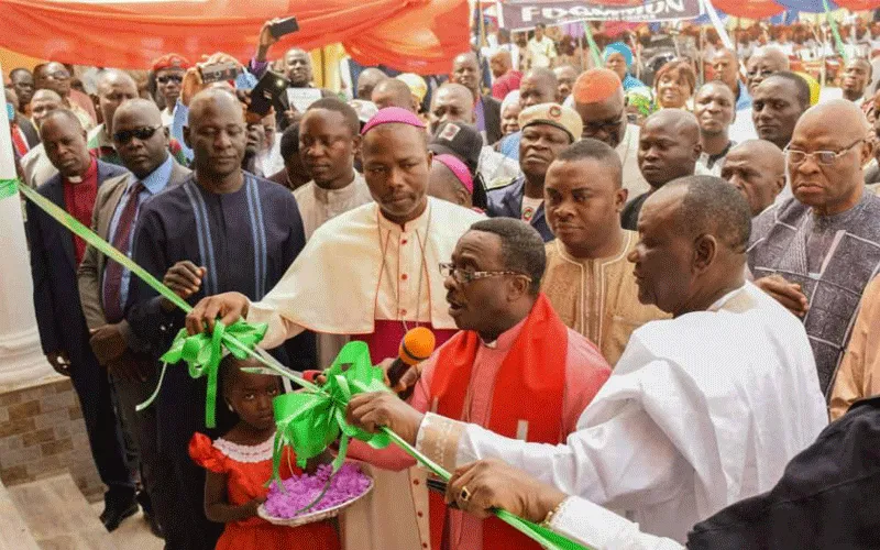 Ouverture officielle du Secrétariat par différents leaders religieux au Nigeria, dimanche 5 janvier 2020. Conférence des évêques catholiques du Nigeria (CBCN)