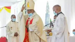 Le cardinal John Njue lors de la célébration de sa messe d'action de grâce à l'école St. Mary's dans l'archidiocèse de Nairobi. / Archidiocèse de Nairobi (ADN)