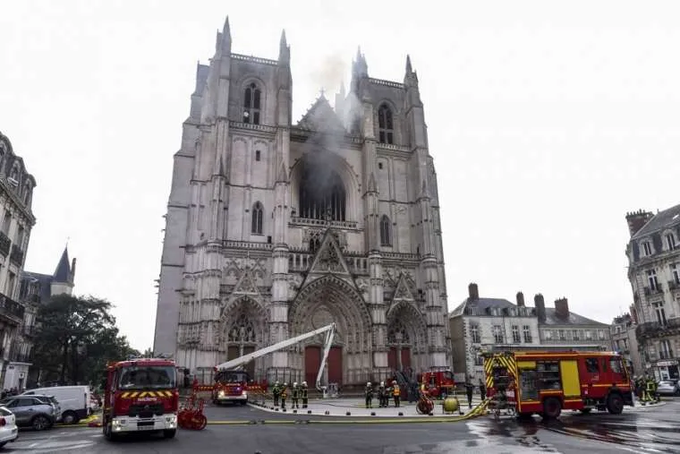 Cathédrale Saint-Pierre et Saint-Paul de Nantes, dans l'ouest de la France. AFP via Getty Images.