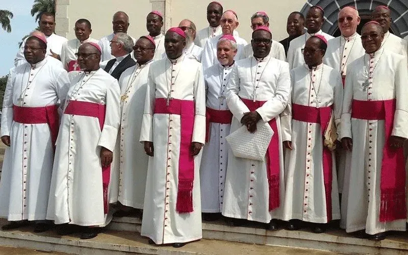 Les membres de la Conférence épiscopale d'Angola et de São Tomé (CEAST). Crédit : CEAST