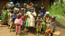 Réfugiés et personnes déplacées dans la partie est de la République démocratique du Congo. / Aide à l'Église en détresse ( AED)