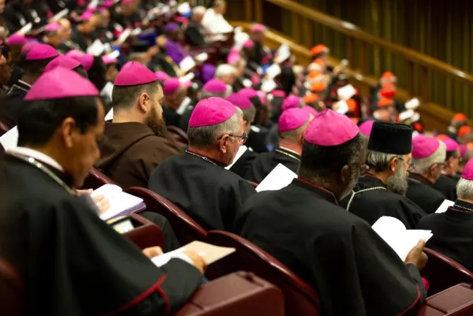 Le jour de l'ouverture de la 15e Assemblée générale ordinaire du Synode des évêques dans la salle du Synode du Vatican, le 3 octobre 2018. | Daniel Ibáñez/CNA.