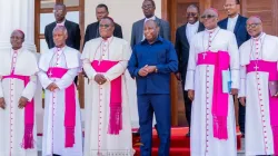 Members of the Association of Episcopal Conferences of Central Africa (ACEAC) with President Évariste Ndayishimiye of Burundi. Credit: Presidency of the Republic of Burundi / 