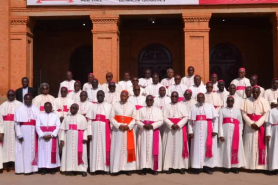 Les membres de la Conférence Episcopale Nationale du Congo (CENCO) à la fin du troisième Congrès Eucharistique National. Crédit : CENCO