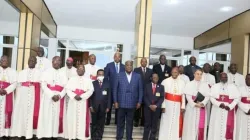 Les membres de la Conférence épiscopale nationale du Congo (CENCO) avec le président Félix Tshisekedi. Crédit : Présidence de la République de la RDC / 