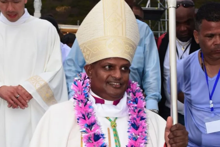 Mgr Jean Michaël Durhône, évêque de Port Louis à l'île Maurice. Crédit : Défi Plus