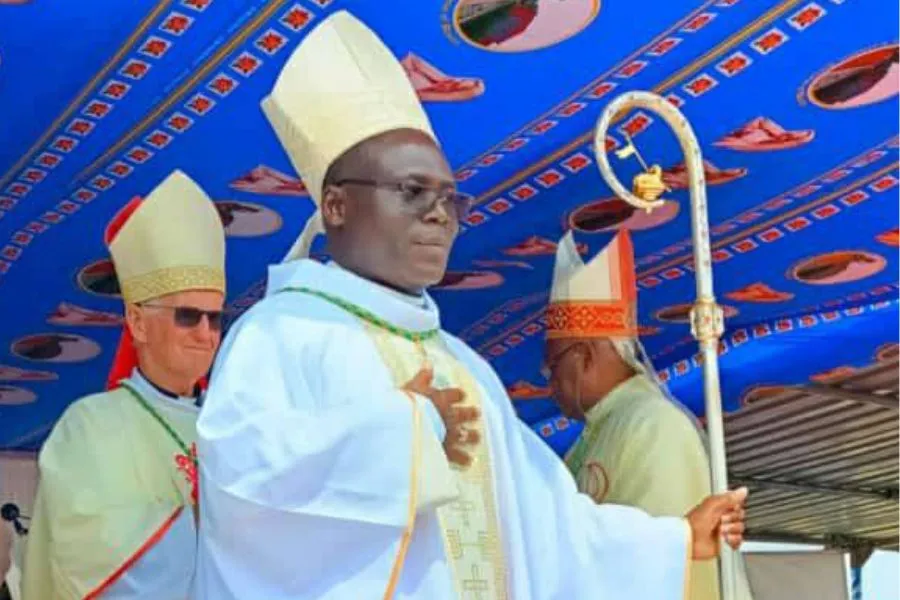 Mgr Yohane Suzgo Nyirenda, évêque auxiliaire du diocèse de Mzuzu au Malawi. Crédit :OPM Malawi