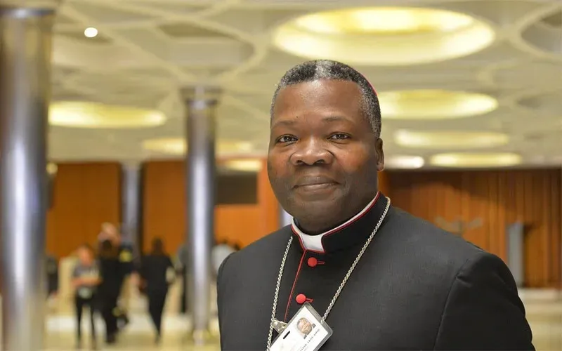Mgr Bienvenu Manamika qui a été nommé archevêque de l'archidiocèse de Brazzaville au Congo. Crédit : Vatican Media