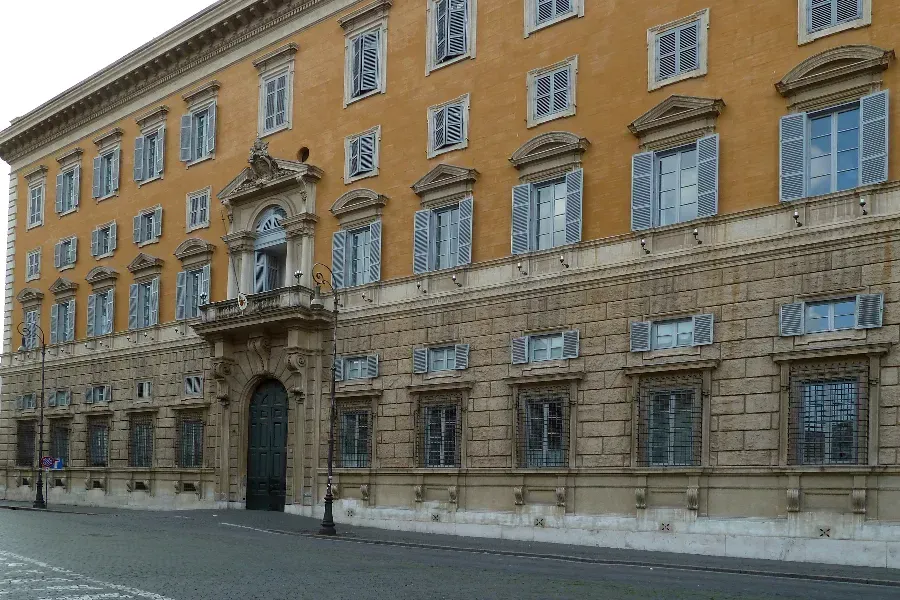 Le Palazzo del Sant'Uffizio, siège de la Congrégation du Vatican pour la Doctrine de la Foi. Jim McIntosh via Wikimedia (CC BY 2.0). / 