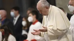 Le pape François lors de la messe du dimanche de la Divine Miséricorde à la basilique Saint-Pierre, le 24 avril 2022. Vatican Media / 