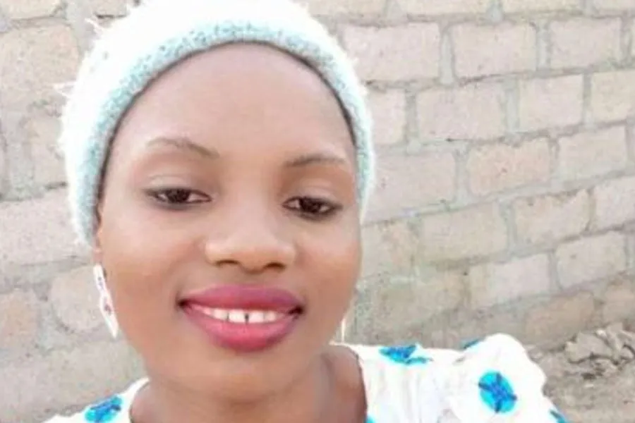Une photo de Deborah Emmanuel sur sa page Facebook. Deborah Emmanuel, étudiante chrétienne au Nigeria, a été tuée par une foule islamique sur le campus de son université le 12 mai 2022. | CNA