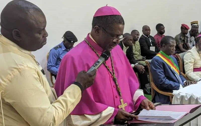 Mgr Andrew Fuanya Nkea, président de la Conférence épiscopale nationale du Cameroun (CENC), lors de la cérémonie d'ouverture du 47e séminaire annuel de la CENC, le 9 janvier 2024. Crédit : CENC