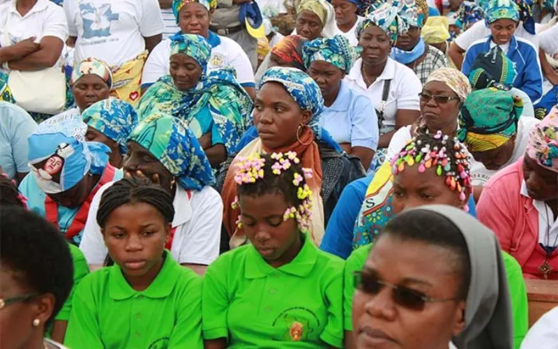 Les membres de l'Association pour la promotion des femmes dans l'Église catholique angolaise (PROMAICA). Crédit : Diniz Simão-ANGOP