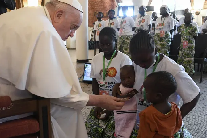 Le Pape François rencontre des victimes de la violence dans la région orientale de la République démocratique du Congo ravagée par le conflit. | Vatican Media