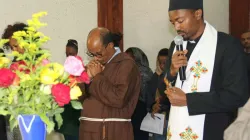 Le Père Petro Berga préside un service interreligieux pour prier pour la paix en Ethiopie / Aid to the Church in Need