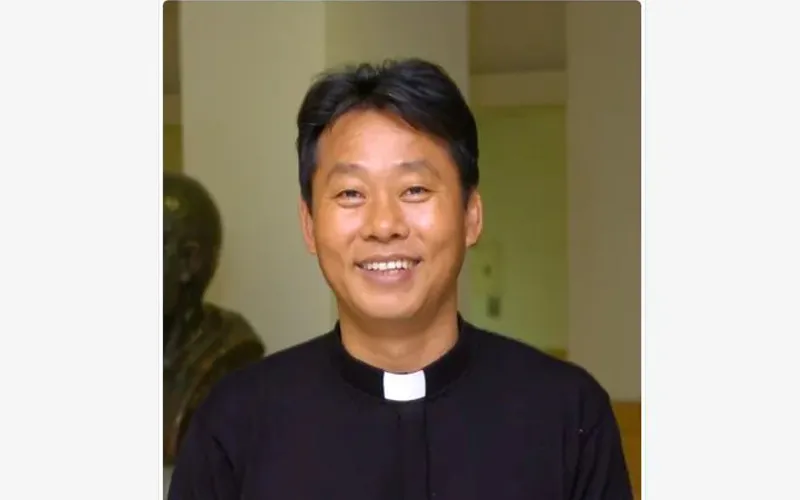 Père John Tae Seok Lee