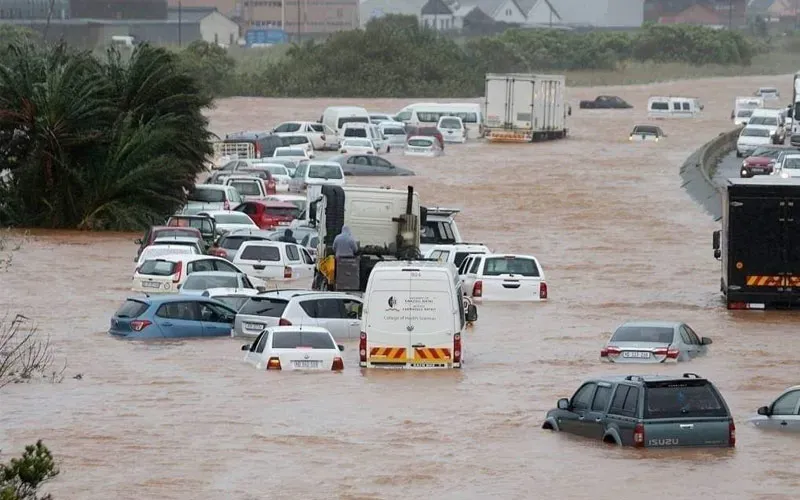 Rues inondées dans la province sud-est de l'Afrique du Sud, KwaZulu-Natal. Crédit : Caritas KwaZulu-Natal