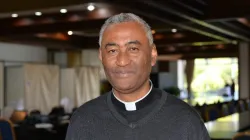 L'évêque élu du diocèse de Tsiroanomandidy, à Madagascar, le père Gabriel Randrianantenaina. / 
