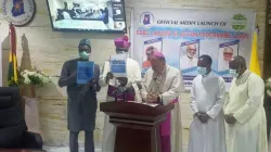 Le nonce apostolique au Ghana, Mgr Henryk Jagodzinski, Mgr Charles Gabriel Palmer Buckle et d'autres dignitaires ont lancé le programme d'action quinquennal Laudato si (LSAP) de la Conférence des évêques catholiques du Ghana (GCBC). / 