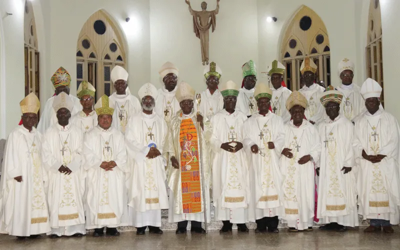 Les membres de la Conférence des évêques catholiques du Ghana (GCBC). Domaine public