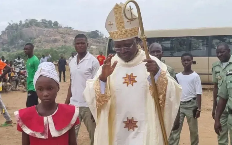 Mgr Ignatius Ayau Kaigama à la paroisse St. Mulumba à Igu, Bwari Area Council d'Abuja. Crédit : Archidiocèse d'Abuja