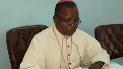 Mgr Marcel Utembi, archevêque métropolitain de Kisangani, présentant son discours lors de la clôture de la Rencontre le 4 mars 2021. / CENCO