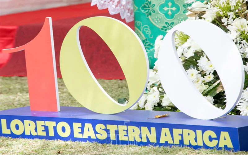 Une affiche annonçant les célébrations du centenaire des sœurs de Lorette dans la province d'Afrique de l'Est. Unité de communication stratégique du Président / Facebook.