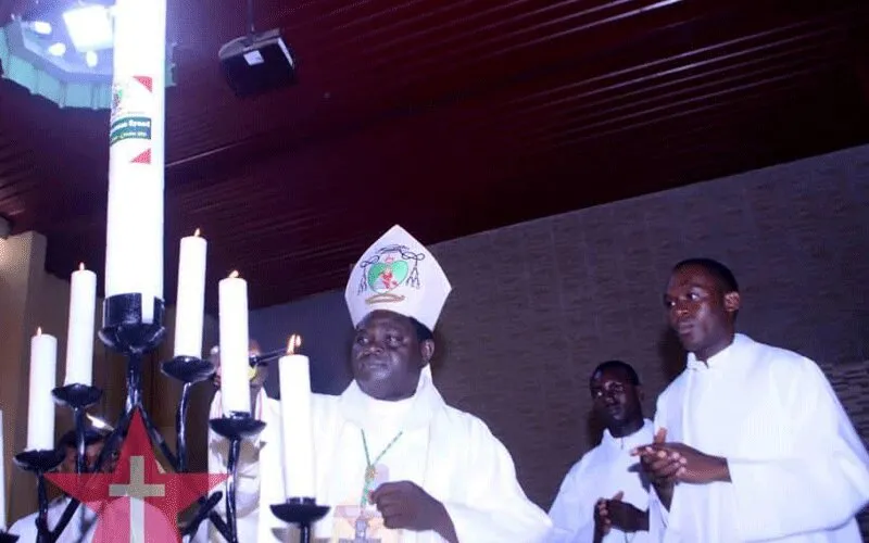 Mgr Wilfred Chikpa Anagbe, évêque du diocèse de Makurdi au Nigeria, lors de la messe de lancement officiel du troisième synode diocésain, lundi 9 novembre 2020. The Catholic Star Newspaper/Facebook Page