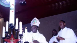 Mgr Wilfred Chikpa Anagbe, évêque du diocèse de Makurdi au Nigeria, lors de la messe de lancement officiel du troisième synode diocésain, lundi 9 novembre 2020. / The Catholic Star Newspaper/Facebook Page
