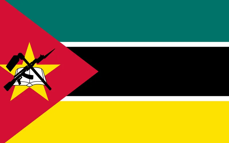 Le drapeau du Mozambique Domaine public