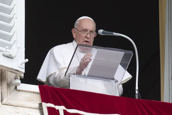 Le pape François s'adresse à près de 20 000 fidèles lors de son discours de l'Angélus du dimanche, le 29 octobre 2023. | Crédit : Vatican Media