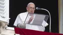 Le pape François s'adresse à près de 20 000 fidèles lors de son discours de l'Angélus du dimanche, le 29 octobre 2023. | Crédit : Vatican Media / 