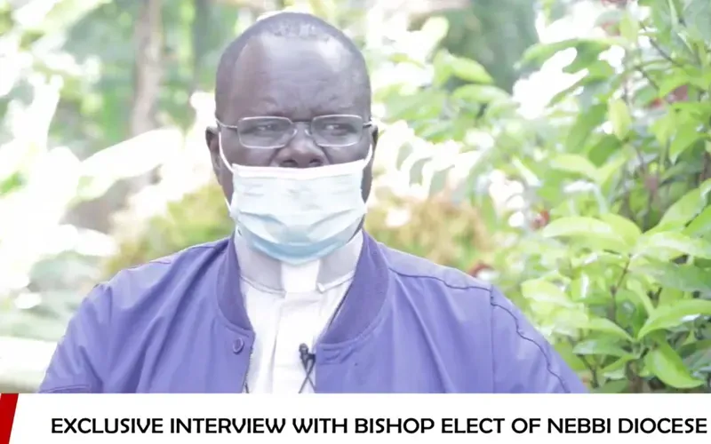 Capture d'écran de Mgr Raphael Wokorach lors de l'interview du 9 juin avec la Conférence épiscopale d'Ouganda (UEC), en conjonction avec l'Apostolat de la jeunesse épiscopale d'Ouganda et Uganda Catholics Online/.