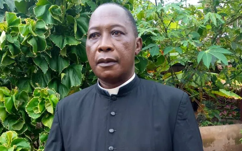 Mgr. Sebastien Kenda Ntumba, nommé premier évêque du nouveau diocèse de Tshilomba par le pape François le 25 mars 2022.