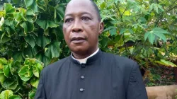 Mgr. Sebastien Kenda Ntumba, nommé premier évêque du nouveau diocèse de Tshilomba par le pape François le 25 mars 2022. / 