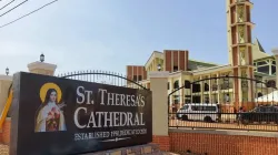 La cathédrale Sainte Thérèse du diocèse catholique de Nsukka au Nigeria. / 